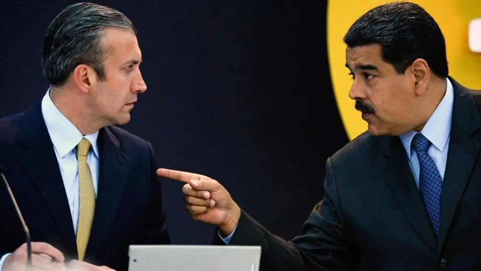 El defenestrado ministro de Energia.
