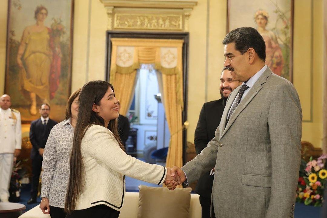 Maduro crea nueva misión Venezuela jóven