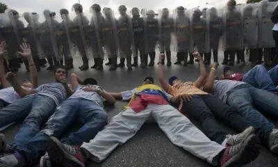 Protestantes en 2014 Venezuela